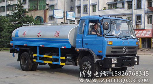 東風(fēng)145灑水車