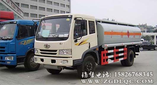 解放單橋加油車