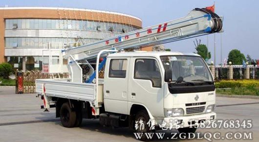 東風(fēng)金霸雙排高空作業(yè)車