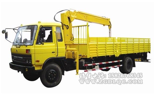 東風(fēng)145隨車(chē)起重運(yùn)輸車(chē)