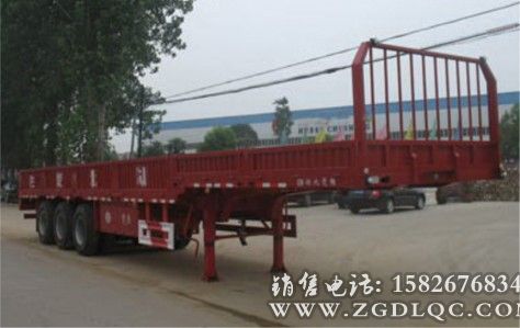 貨運(yùn)半掛車