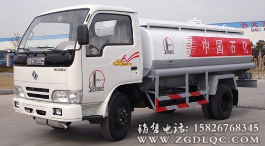 東風(fēng)金霸加油車(chē)