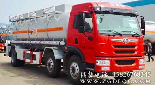 解放小三軸化工車(chē)