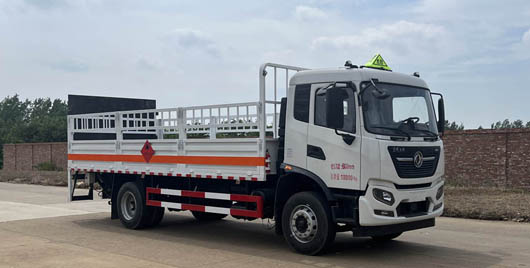 東風(fēng)天錦氣瓶運(yùn)輸車(chē)