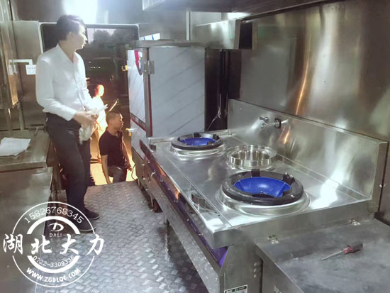 ���Ӳ�܇�r��